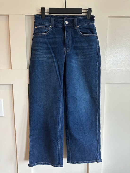 Quince Denim - Quince Bella Stretch Straight Jeans